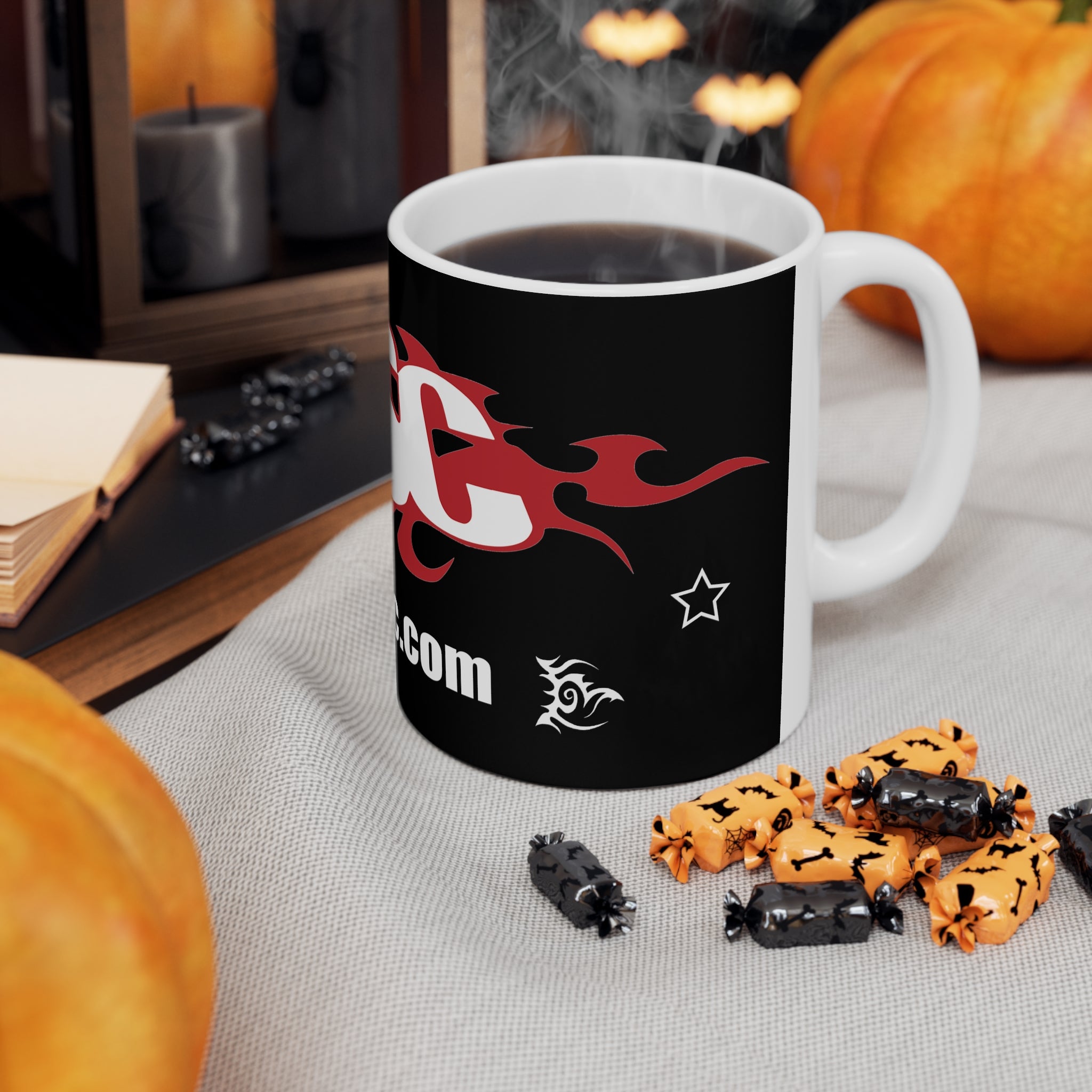 E004A - Mug (tasse) Blanc & Noir 11oz "Asso-ssc.com"